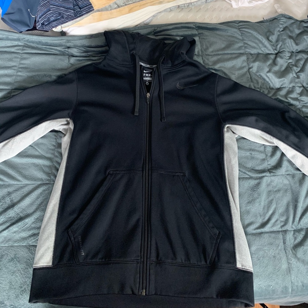 MENS NIKE JACKET